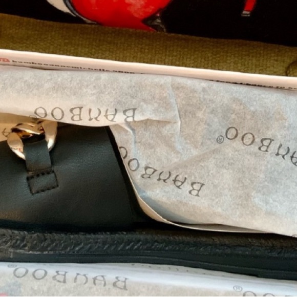 ✨Host pick✨ Bamboo Black Slides with Golden Chunky Chain Accent sz 7/7.5 - Picture 8 of 8